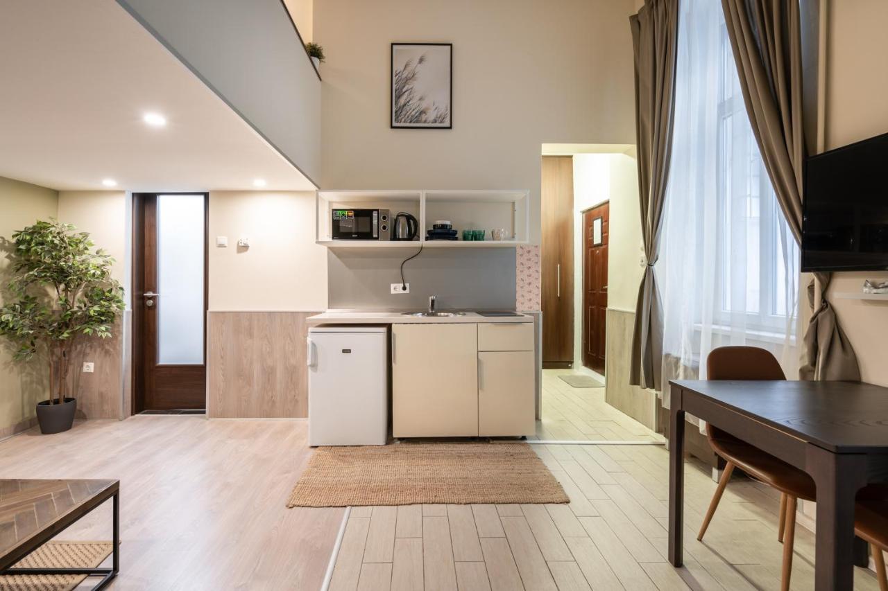 K20- Boutique Apartments, Best Location, By Bqa Budapest Bagian luar foto